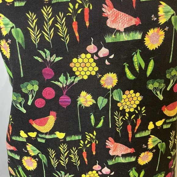 Apron Black Gardening Farm Theme Flowers Chickens Veggies Cooking Old‎ School - Picture 6 of 10